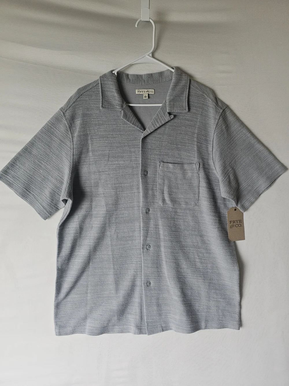 NWT Frye & Co. Men's Short Sleeve Camp Button Up Shirt - Grey